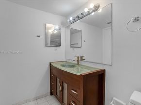 1688 West Ave 408, Miami Beach FL 33139