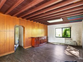 1045 NW 52nd St, Miami FL 33127