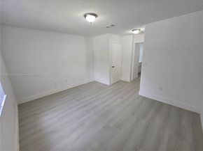 12545 NW 11th Way 206, Miami FL 33182