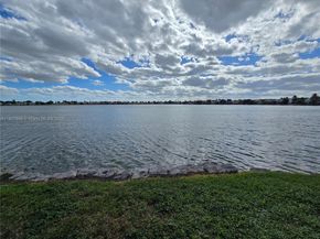 12545 NW 11th Way 206, Miami FL 33182