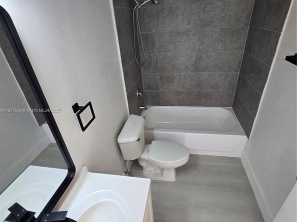 12545 NW 11th Way 206, Miami FL 33182