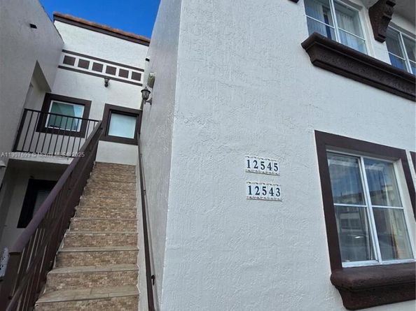 12545 NW 11th Way 206, Miami FL 33182