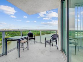 2681 N Flamingo Rd 1201S, Sunrise FL 33323