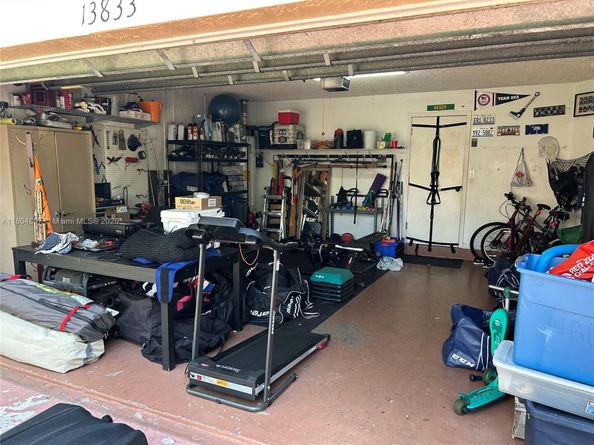 13833 NW 22nd St, Sunrise FL 33323