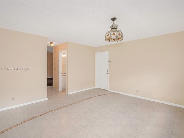 880 NW 110th Ave, Coral Springs FL 33071