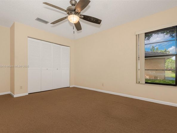 880 NW 110th Ave, Coral Springs FL 33071