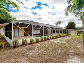 880 NW 110th Ave, Coral Springs FL 33071