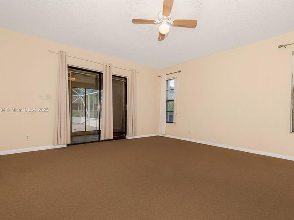 880 NW 110th Ave, Coral Springs FL 33071