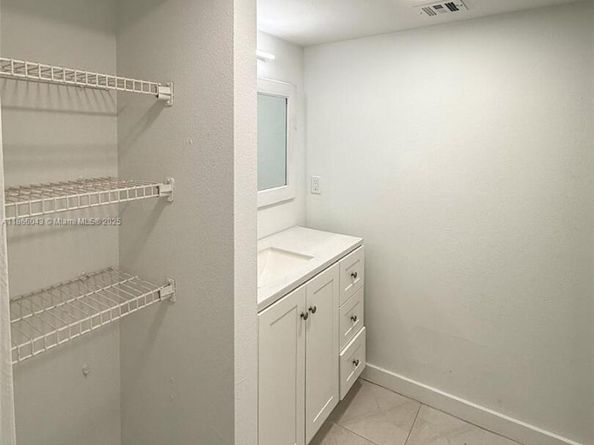 7051 Environ Blvd 431, Lauderhill FL 33319