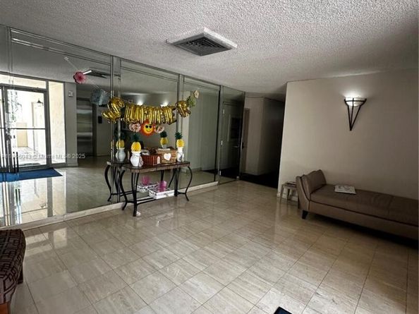 7051 Environ Blvd 431, Lauderhill FL 33319