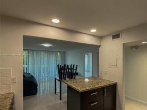 7051 Environ Blvd 431, Lauderhill FL 33319