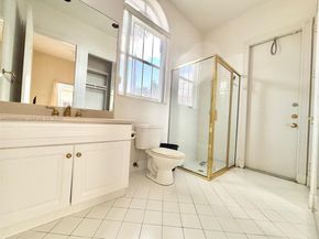 1141 Waterside Ln, Hollywood FL 33019