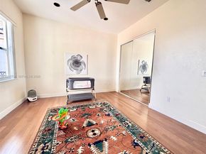 1141 Waterside Ln, Hollywood FL 33019