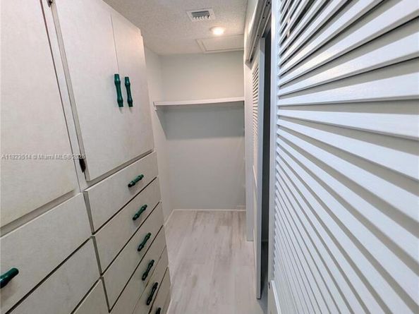 14901 SW 4th St 9A, Pembroke Pines FL 33027