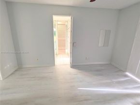 14901 SW 4th St 9A, Pembroke Pines FL 33027