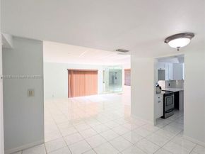 14901 SW 4th St 9A, Pembroke Pines FL 33027