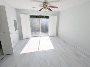 14901 SW 4th St 9A, Pembroke Pines FL 33027