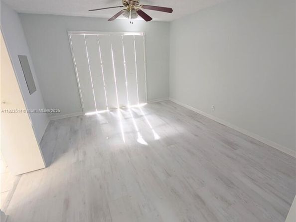 14901 SW 4th St 9A, Pembroke Pines FL 33027