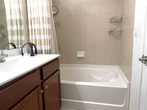 10620 NW 88th St 205, Doral FL 33178