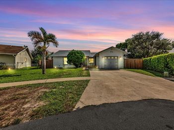 4916 NW 92nd Ave