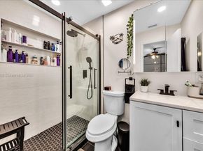 4916 NW 92nd Ave, Sunrise FL 33351