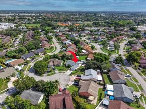 4916 NW 92nd Ave, Sunrise FL 33351