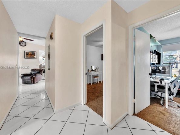 4916 NW 92nd Ave, Sunrise FL 33351