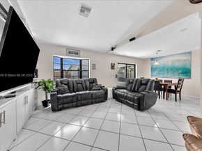 4916 NW 92nd Ave, Sunrise FL 33351
