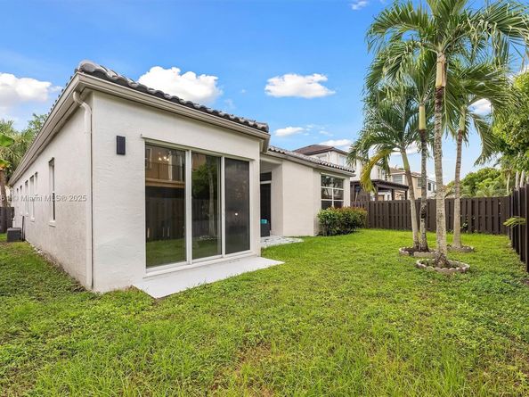 5060 SW 163rd Ave, Miramar FL 33027