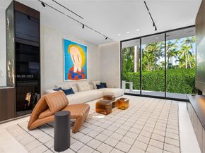 1800 W 27th St, Miami Beach FL 33140