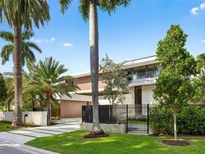 1800 W 27th St, Miami Beach FL 33140