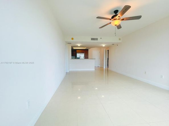 2641 N Flamingo Rd 405N, Sunrise FL 33323