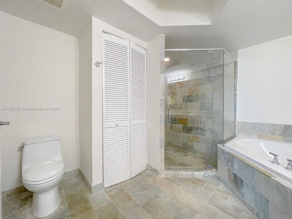 2641 N Flamingo Rd 405N, Sunrise FL 33323