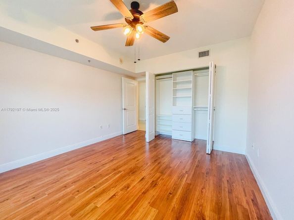 2641 N Flamingo Rd 405N, Sunrise FL 33323