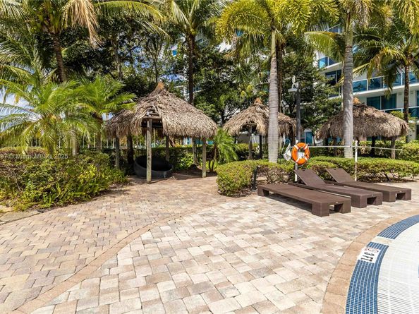 2641 N Flamingo Rd 405N, Sunrise FL 33323