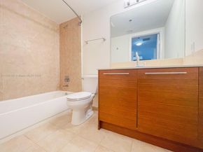 2641 N Flamingo Rd 405N, Sunrise FL 33323