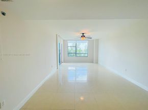 2641 N Flamingo Rd 405N, Sunrise FL 33323