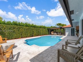 15465 SW 114 St, Miami FL 33196