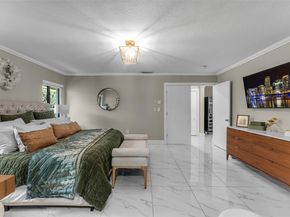 15465 SW 114 St, Miami FL 33196