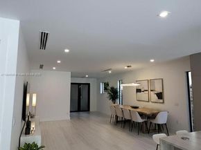 3635 SW 3rd Ave, Miami FL 33145
