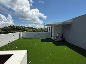 3635 SW 3rd Ave, Miami FL 33145
