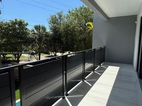 3635 SW 3rd Ave, Miami FL 33145