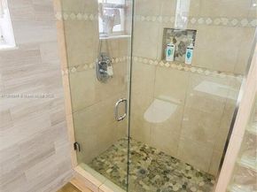 9894 NW 2nd Ct, Plantation FL 33324