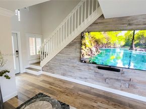 9894 NW 2nd Ct, Plantation FL 33324