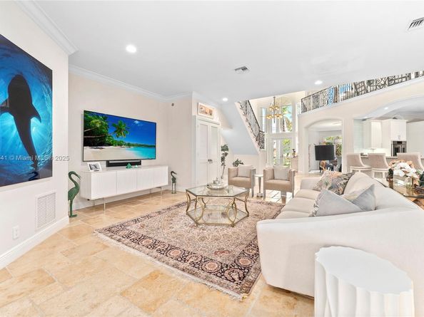 2770 NE 23rd St, Pompano Beach FL 33062