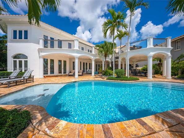 2770 NE 23rd St, Pompano Beach FL 33062