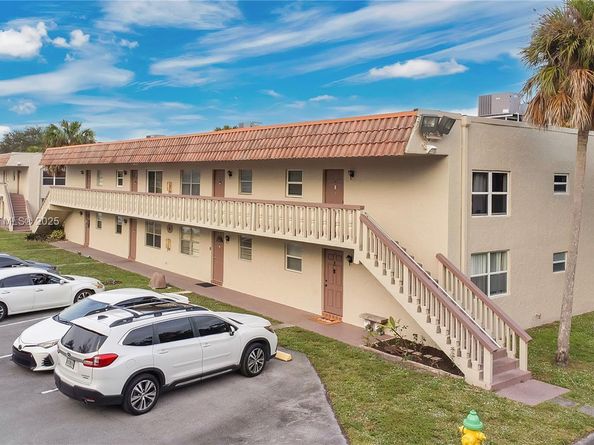 3777 NW 78TH Ave 15G, Davie FL 33024