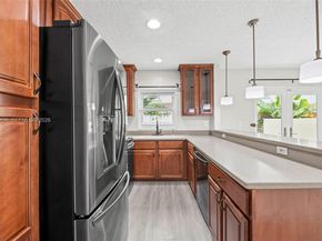 134 NW 117th Ave, Coral Springs FL 33071