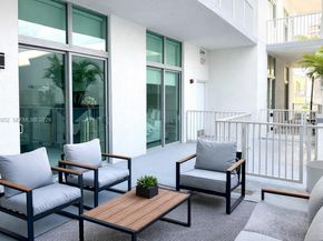 2100 Van Buren St 214, Hollywood FL 33020