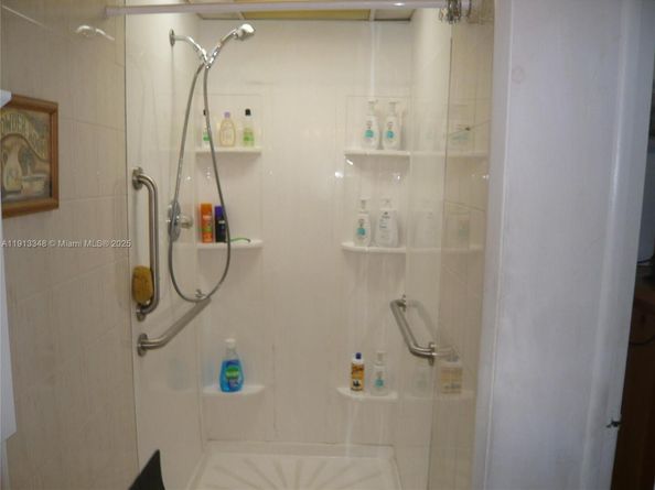 55 SW 62nd Ct, Miami FL 33144